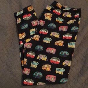 Camper print leggings